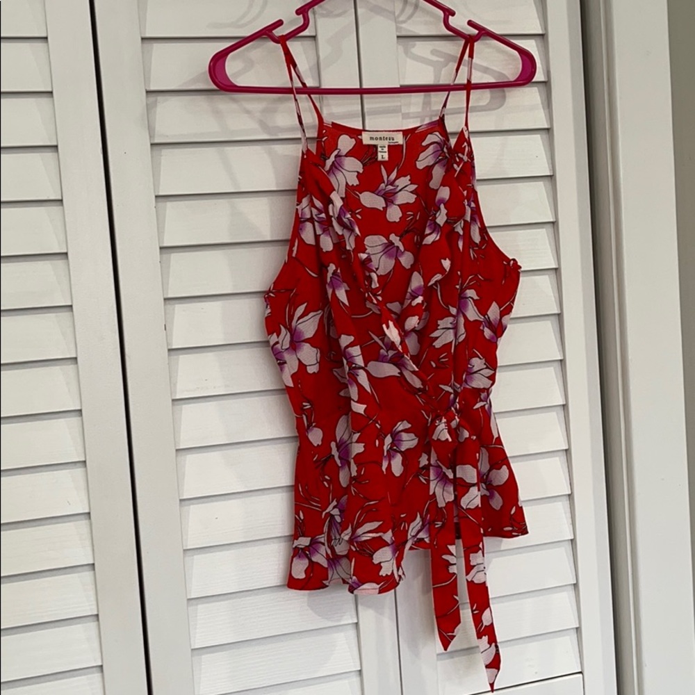 MONTEAU• Red Floral Wrap Tank Top•Sz L